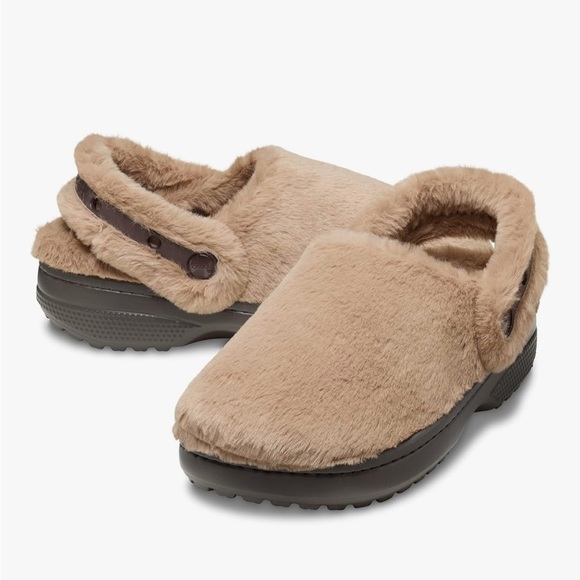 CROCS Shoes - Crocs Unfurgettable Classic Clog Furry!